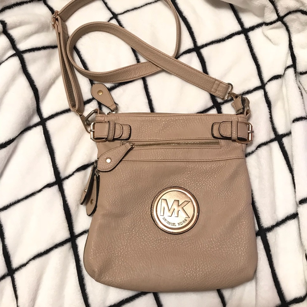 Micheal Kors Crossbody Bag Beige Purse